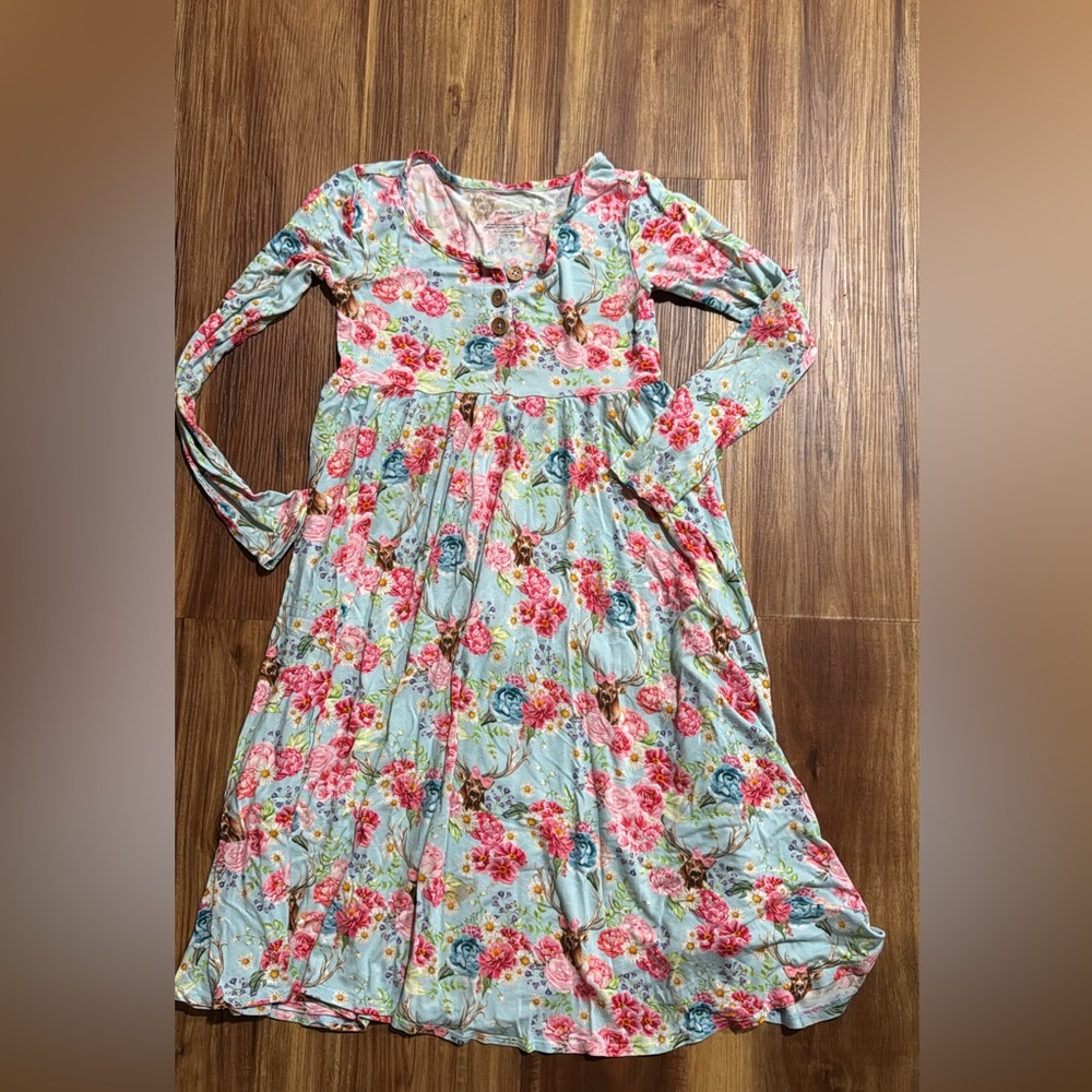 Posh peanut dress
